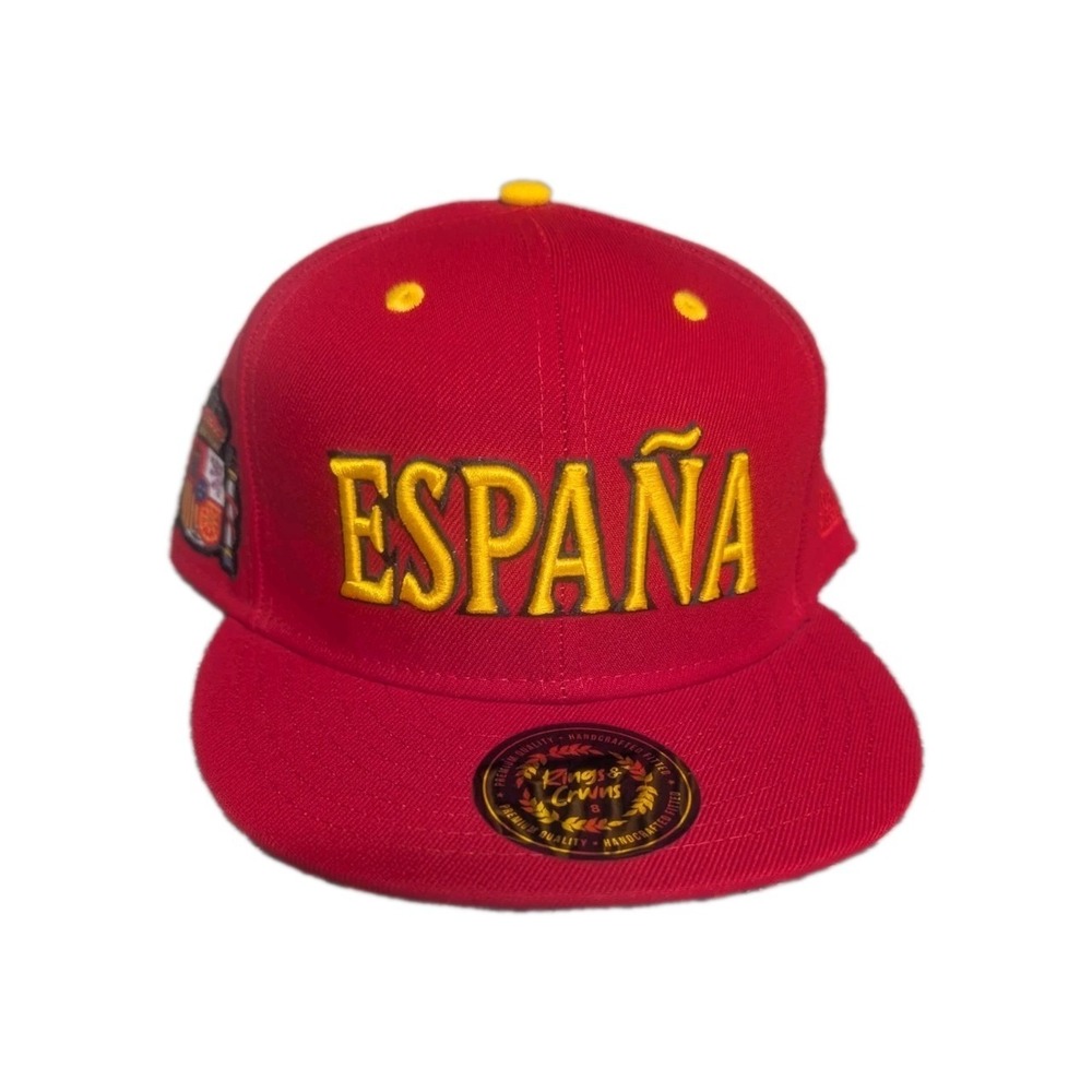 Rings & Crwns España Spain Fitted Hat Size 8 Red Yellow Crest Fitted NWT